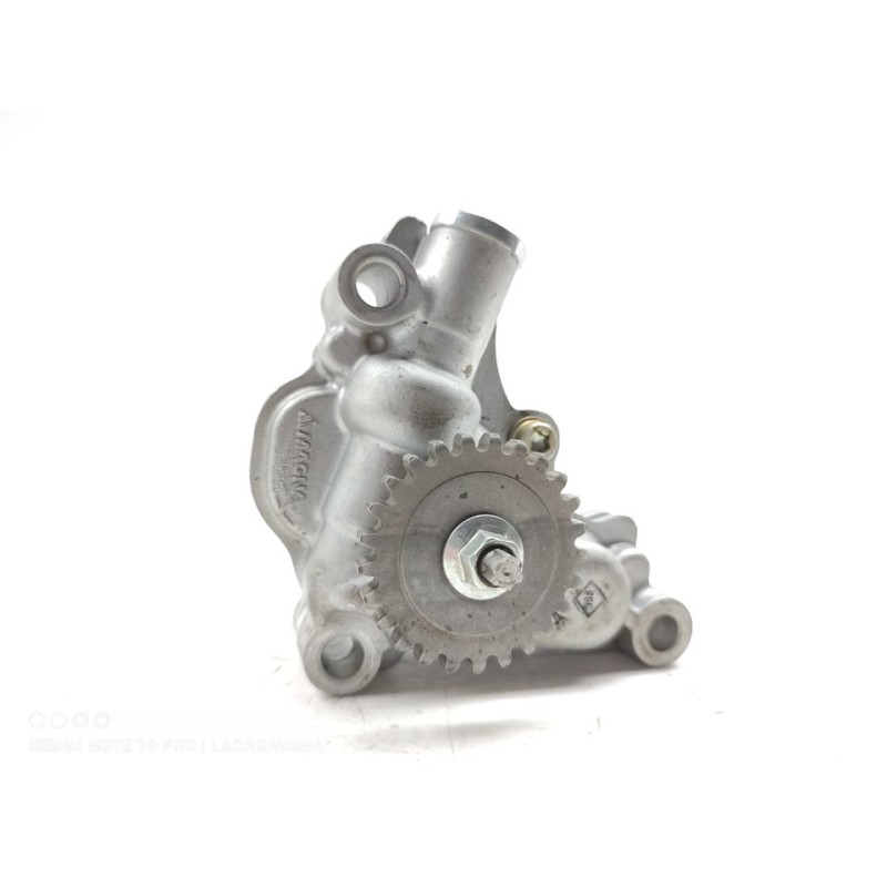 Recambio de bomba aceite para dacia duster ii essential referencia OEM IAM 150107151R  