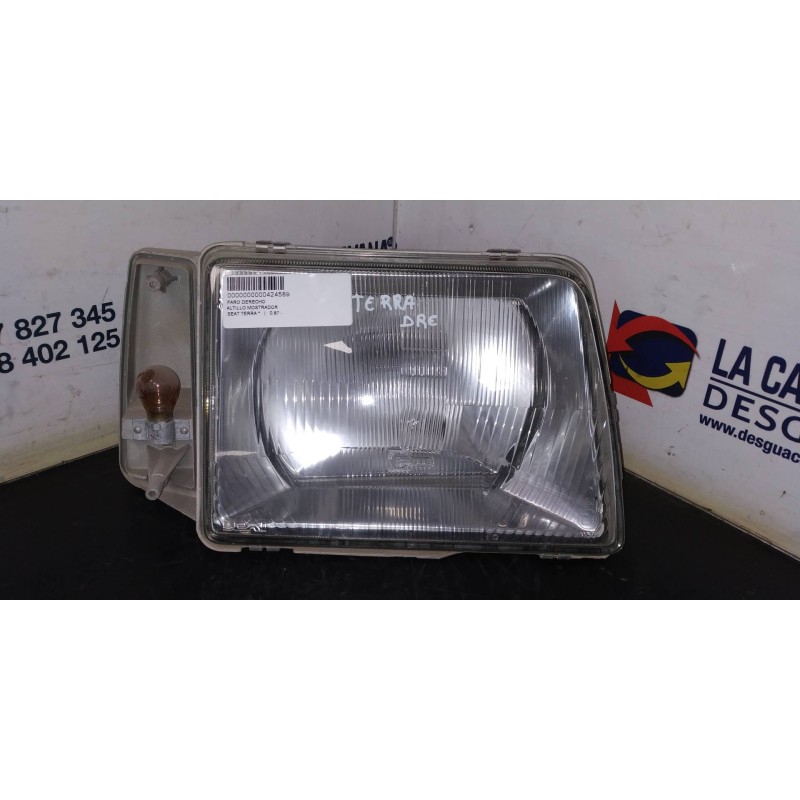 Recambio de faro derecho para seat terra referencia OEM IAM   