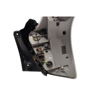 Recambio de piloto trasero izquierdo para ssangyong tivoli grand limited 4x2 referencia OEM IAM 8360135801  