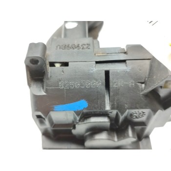 Recambio de cerradura puerta delantera izquierda para renault megane iii berlina 5 p dynamique referencia OEM IAM 825030002RA  