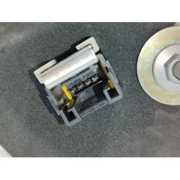 Recambio de piloto trasero derecho interior para peugeot 308 sw active referencia OEM IAM 9678094880  