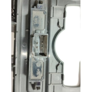 Recambio de moldura para volkswagen beetle r-line referencia OEM IAM 5C5820073F  