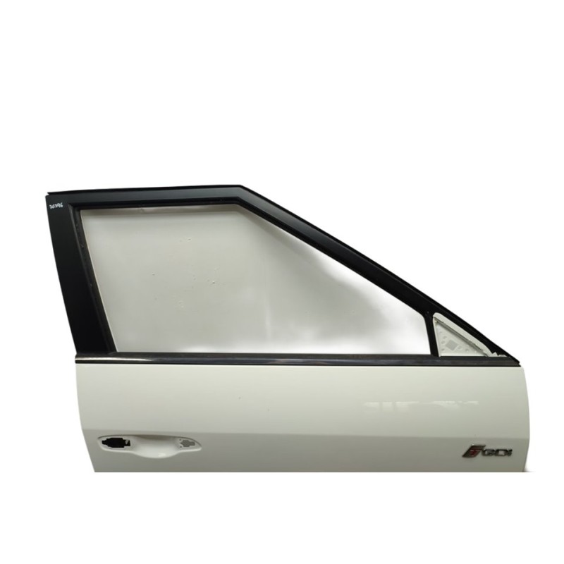 Recambio de puerta delantera derecha para ssangyong tivoli grand limited 4x2 referencia OEM IAM 6202135000  