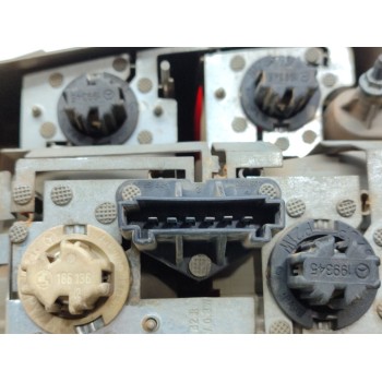 Recambio de piloto trasero derecho para mercedes-benz clase m (w164) 320 / 350 cdi (164.122) referencia OEM IAM A1648200264  