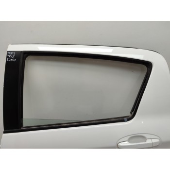 Recambio de puerta trasera izquierda para toyota yaris active referencia OEM IAM   
