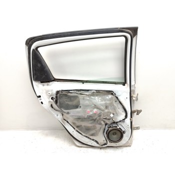 Recambio de puerta trasera izquierda para toyota yaris active referencia OEM IAM   