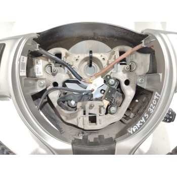 Recambio de volante para toyota yaris active referencia OEM IAM 45100OD490C1  