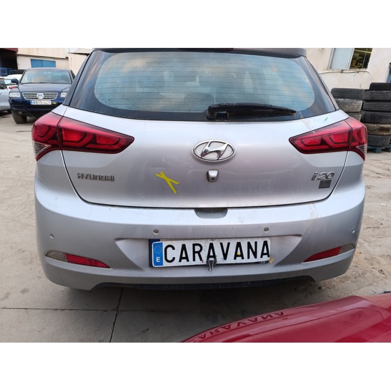 Recambio de paragolpes trasero para hyundai i20 trend referencia OEM IAM 86610C8010  