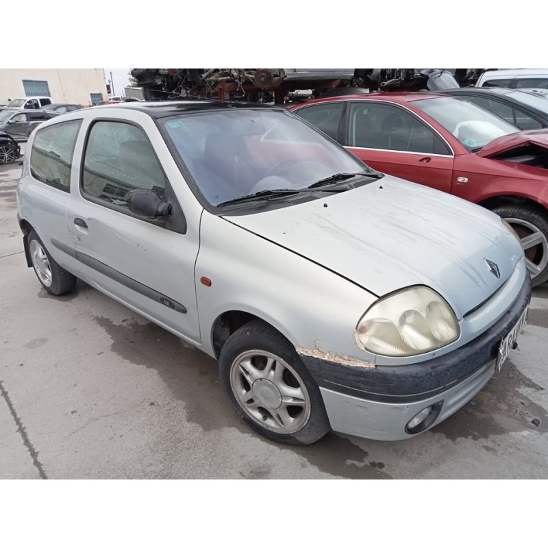 renault clio ii fase i (b/cbo) del año 2001
