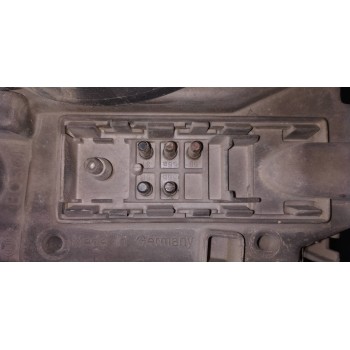 Recambio de faro izquierdo para mercedes-benz clase e (w124) berlina referencia OEM IAM   