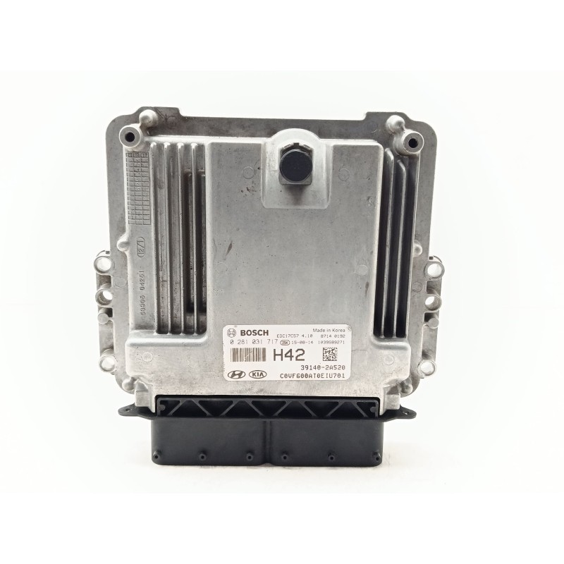 Recambio de centralita motor uce para hyundai i40 cw style bluedrive referencia OEM IAM 0281031717  