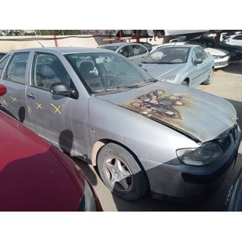 seat cordoba berlina (6k2) del año 2001