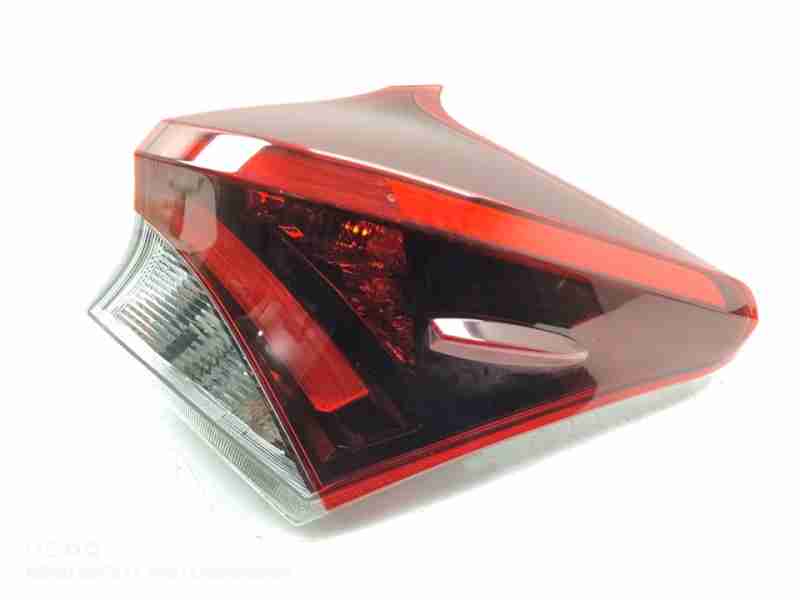 Recambio de piloto trasero derecho para toyota auris hybrid active business plus referencia OEM IAM 8155102A61  