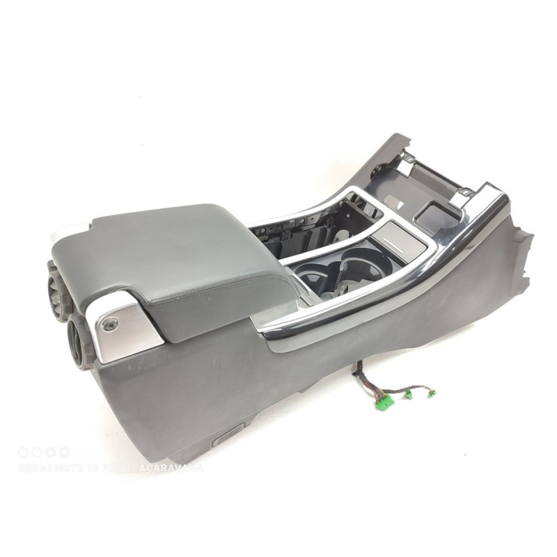 Recambio de apoyabrazos central para land rover range rover sport v6 td hse referencia OEM IAM AH32045A36B  