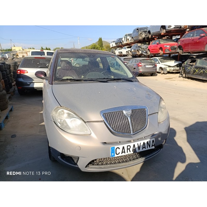 lancia ypsilon (101) del año 2008