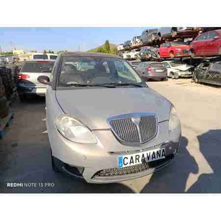 LANCIA YPSILON (101)