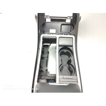 Recambio de apoyabrazos central para land rover range rover sport v6 td hse referencia OEM IAM AH32045A36B  