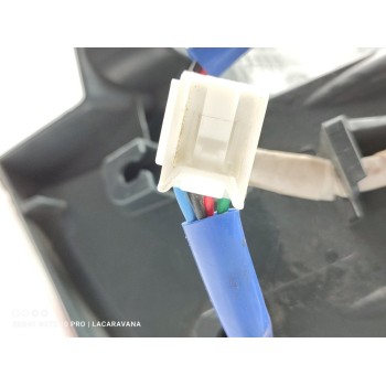 Recambio de piloto trasero izquierdo para toyota auris hybrid active business plus referencia OEM IAM 8156102A61  