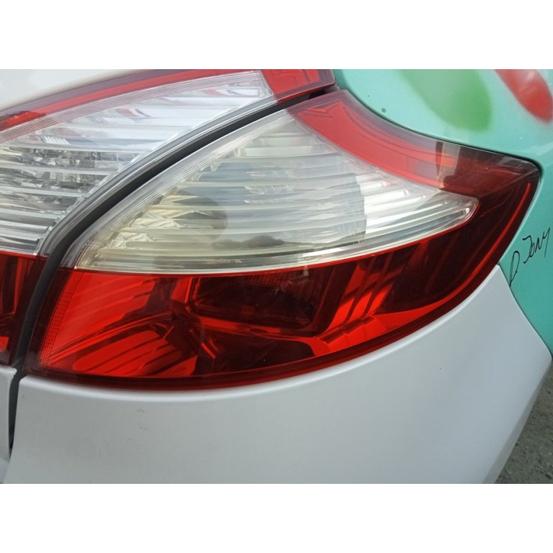 Recambio de piloto trasero derecho para renault megane iii berlina 5 p authentique referencia OEM IAM   