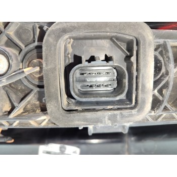 Recambio de piloto trasero derecho para fiat doblo active referencia OEM IAM 518305640  