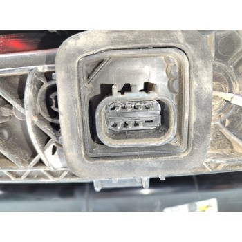 Recambio de piloto trasero izquierdo para fiat doblo active referencia OEM IAM 518305650  