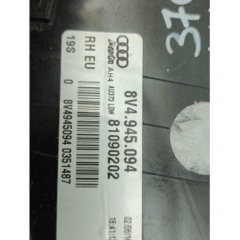 Recambio de piloto trasero derecho interior para audi a3 sportback (8va) ambition referencia OEM IAM 8V4945094  