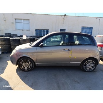 lancia ypsilon (101) del año 2008