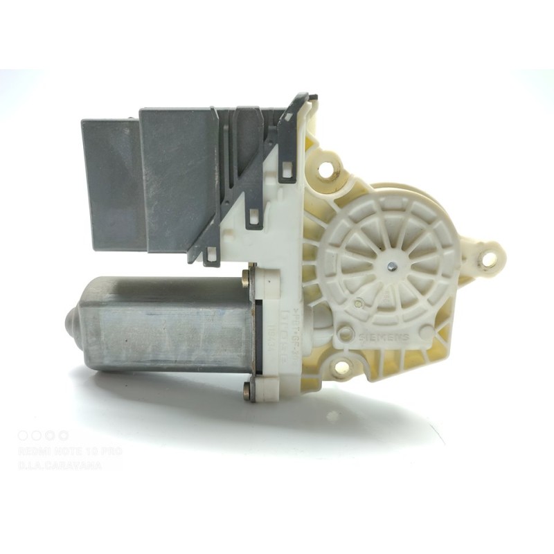 Recambio de motor elevalunas trasero derecho para volkswagen golf iv berlina (1j1) básico referencia OEM IAM 1C0959812A  