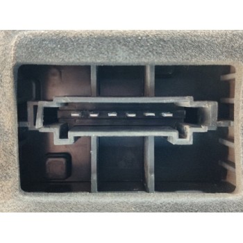 Recambio de piloto trasero derecho para volkswagen crafter combi (2e) combi 30 referencia OEM IAM 9068200164  