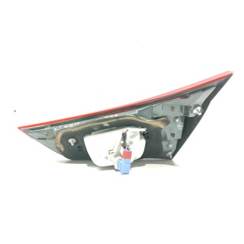 Recambio de piloto trasero izquierdo interior para toyota auris hybrid active business plus referencia OEM IAM 8159102850  