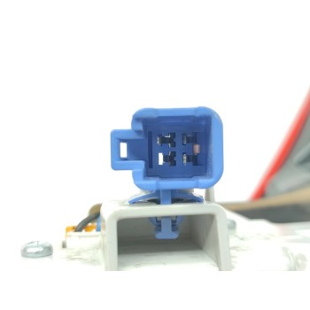 Recambio de piloto trasero izquierdo interior para toyota auris hybrid active business plus referencia OEM IAM 8159102850  