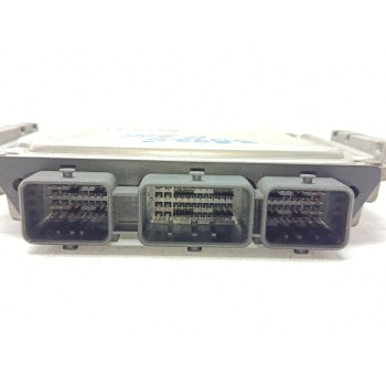 Recambio de centralita motor uce para peugeot 206 berlina xt referencia OEM IAM 9646559980  