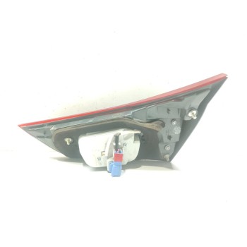 Recambio de piloto trasero izquierdo interior para toyota auris hybrid active business plus referencia OEM IAM 8159102850  