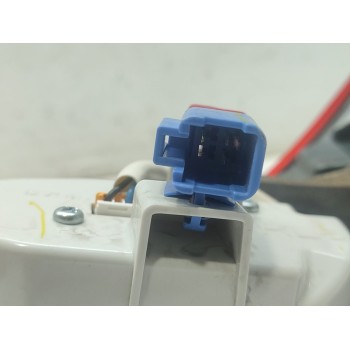 Recambio de piloto trasero izquierdo interior para toyota auris hybrid active business plus referencia OEM IAM 8159102850  