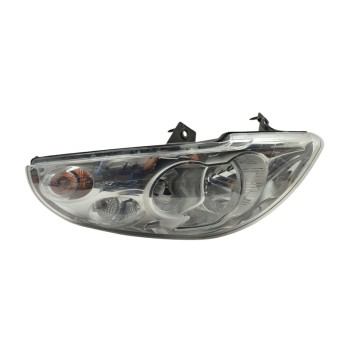 Recambio de faro derecho para renault master kasten l1h1 ka 3,5t referencia OEM IAM 260100049R  