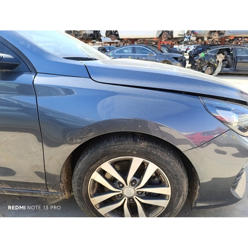 Recambio de aleta delantera derecha para hyundai i30 fastback style referencia OEM IAM 66320G3000  