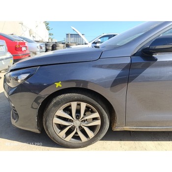 Recambio de aleta delantera izquierda para hyundai i30 fastback style referencia OEM IAM 66310G3000  