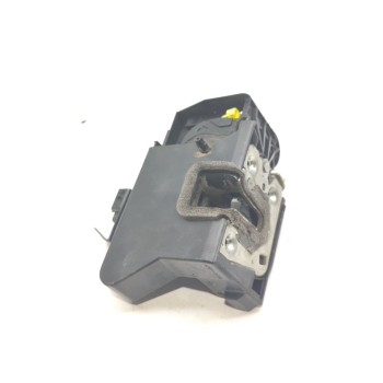 Recambio de cerradura puerta trasera izquierda para dacia sandero iii stepway expression referencia OEM IAM 825033052R  