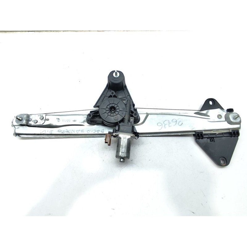 Recambio de elevalunas delantero derecho para dacia sandero iii stepway expression referencia OEM IAM 807209782R  