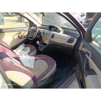 lancia ypsilon (101) del año 2008