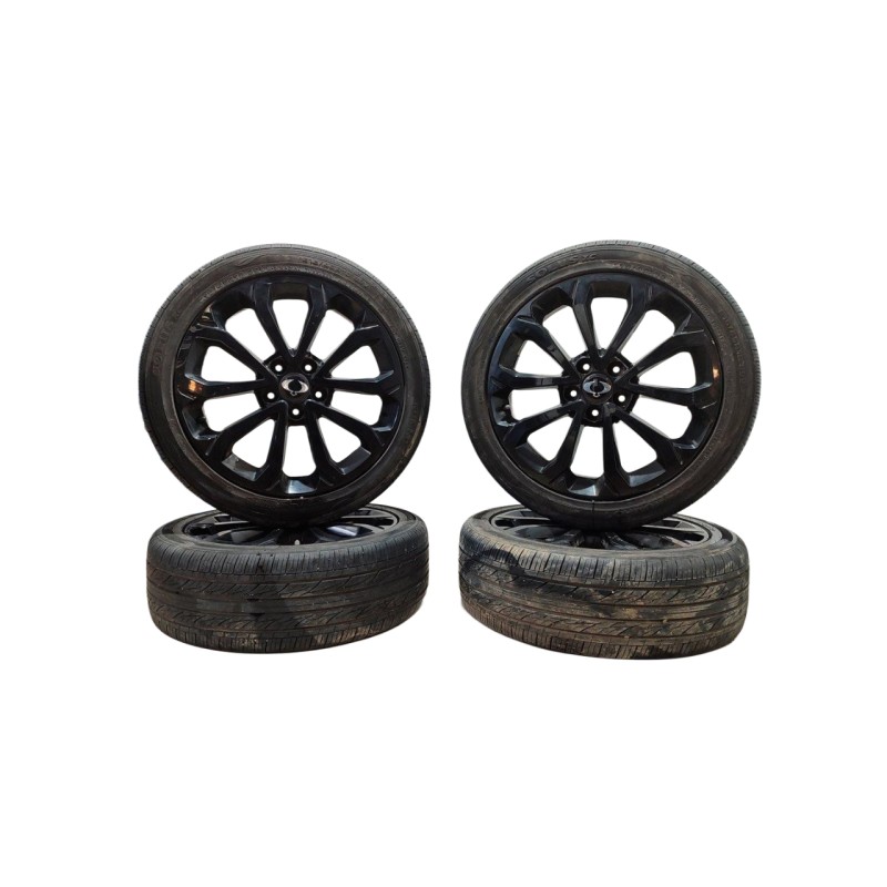 Recambio de juego llantas para ssangyong tivoli 1.6 referencia OEM IAM 4173035260  