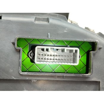 Recambio de cuadro instrumentos para renault clio iii exception 2 referencia OEM IAM 8200821001D  