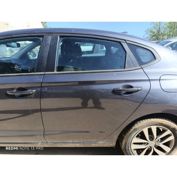 Recambio de puerta trasera izquierda para hyundai i30 fastback style referencia OEM IAM 77003G4700  