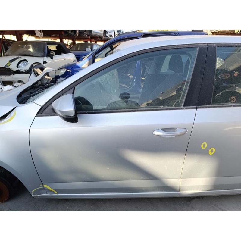 Recambio de puerta delantera izquierda para skoda octavia lim. (5e3) ambition referencia OEM IAM 5E0831051A  