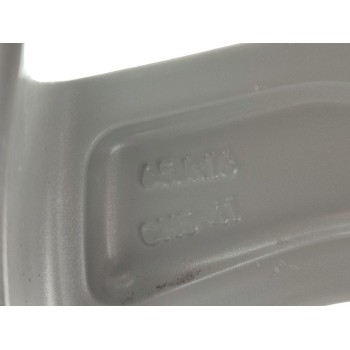 Recambio de llanta para renault megane iv berlina 5p limited referencia OEM IAM 403009128R  