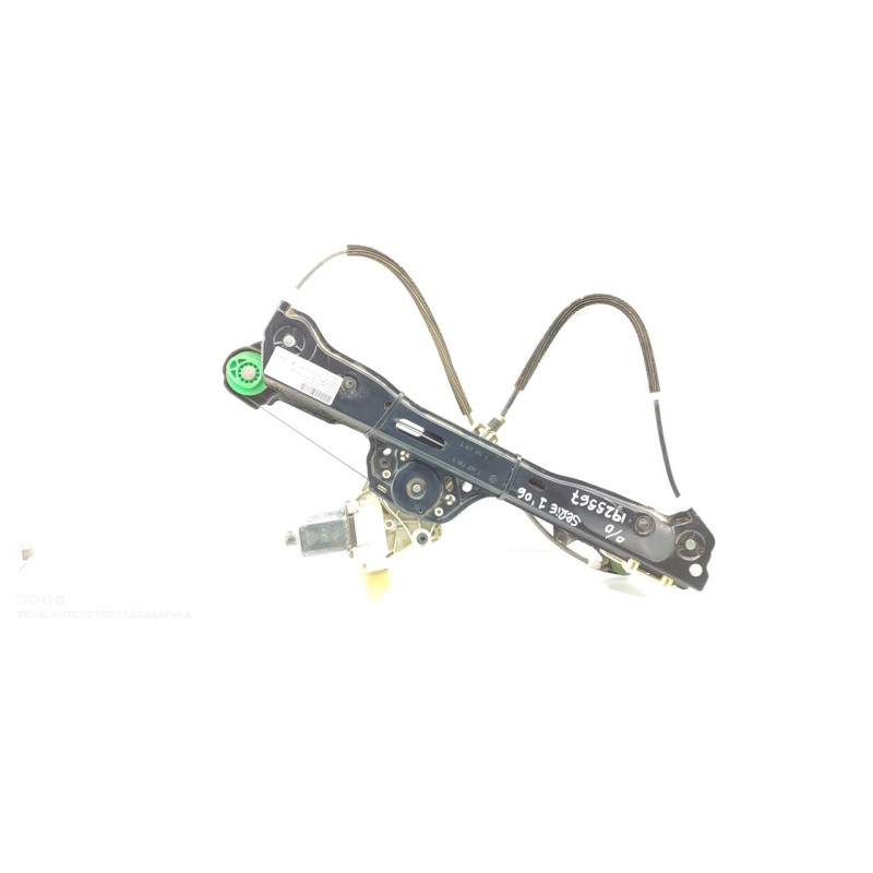 Recambio de elevalunas delantero derecho para bmw serie 1 berlina (e81/e87) 118d referencia OEM IAM 0130822227  