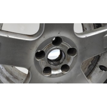 Recambio de juego llantas para audi allroad quattro (4b5) 2.5 tdi (132kw) referencia OEM IAM 4Z7601025C  
