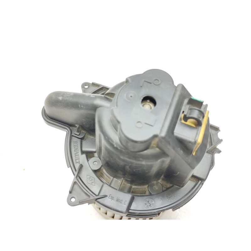 Recambio de ventilador calefaccion para dacia dokker ambiance referencia OEM IAM 272102988R  