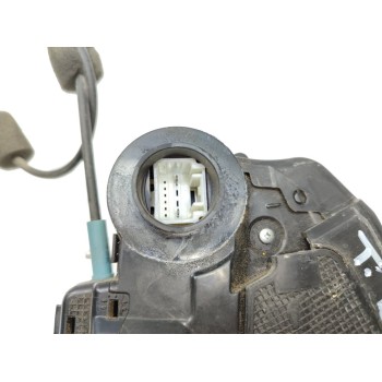 Recambio de cerradura puerta trasera derecha para toyota rav 4 (a3) executive referencia OEM IAM 6905042021  