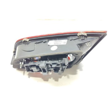 Recambio de piloto trasero izquierdo interior para audi a3 sportback (8va) ambition referencia OEM IAM 8V4945093  